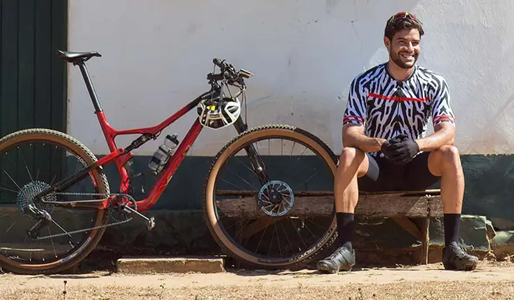 No Ritmo Certo: A Paixão pelo Mountain Bike em Cada Pedalada